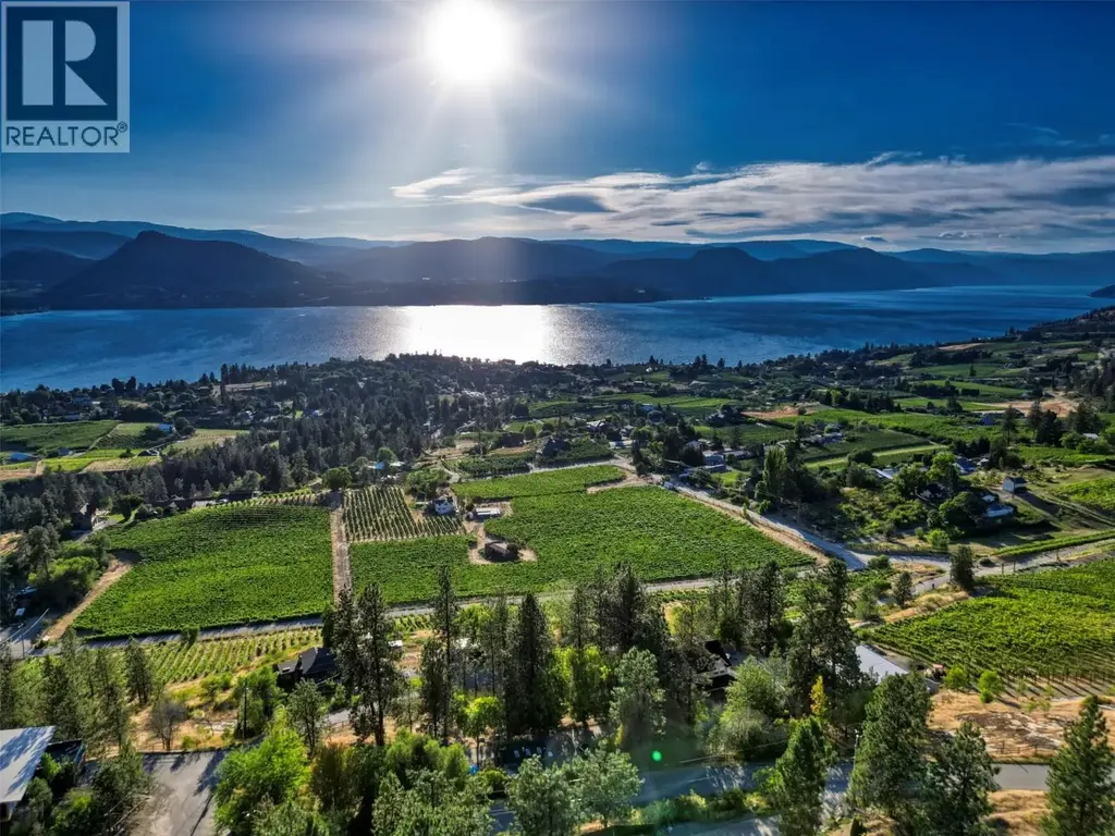 1305 Smethurst Road, Naramata